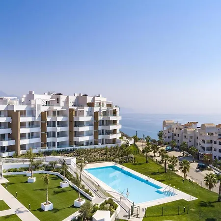 De Lujo Con Jardin Privado Torrox